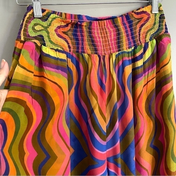 Wavy Psychedelic Rainbow Silk Crepe Wide Leg Resort Pants - O/S 🌈 - Picture 3 of 10